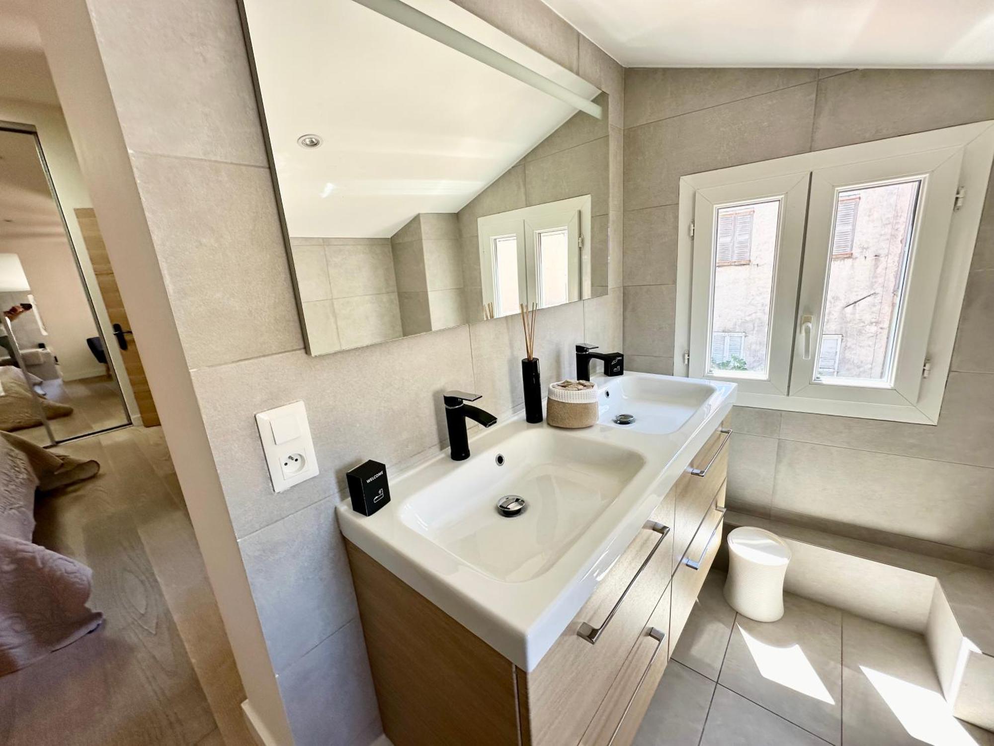 Gorgeous Brand New 2 Bedrooms Antibes Kültér fotó